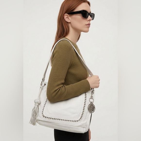 fortuna Valentino Handbags - Vintage Fortuno Valentino leather white fringe tassel shoulder bag purse